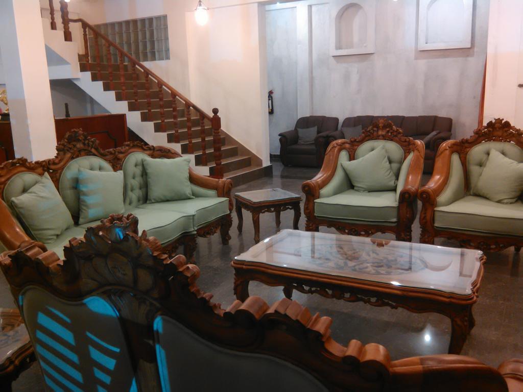Royal Hills Nuwara Eliya Hotel ภายนอก รูปภาพ