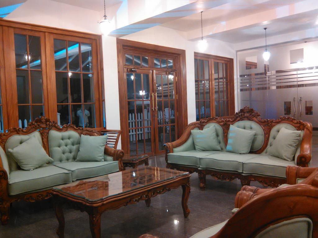 Royal Hills Nuwara Eliya Hotel ภายนอก รูปภาพ