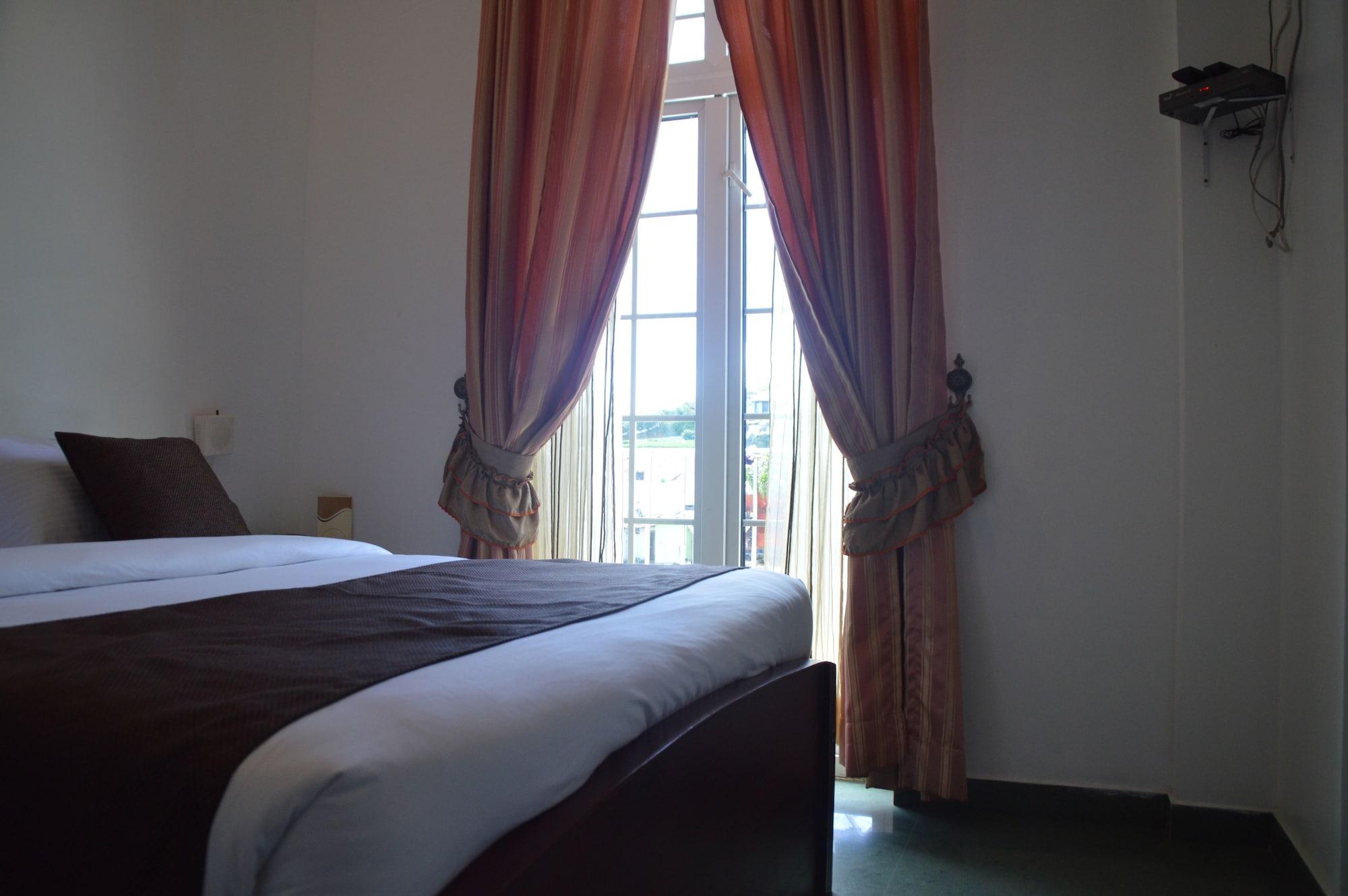 Royal Hills Nuwara Eliya Hotel ภายนอก รูปภาพ